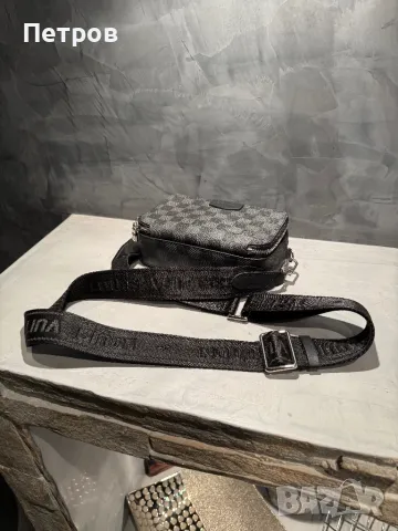 КАТО ЧИСТО НОВА Louis Vuitton чанта, снимка 1 - Чанти - 49183357