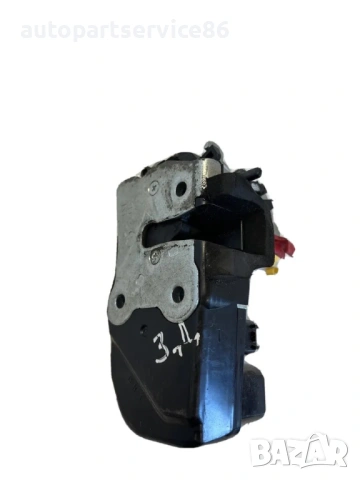 Механизъм за заключване на задна дясна врата за Jeep Commander (2010) 