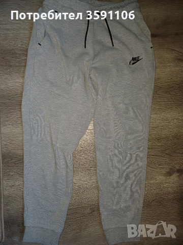 Екип Nike tech fleece , снимка 4 - Детски комплекти - 52940573