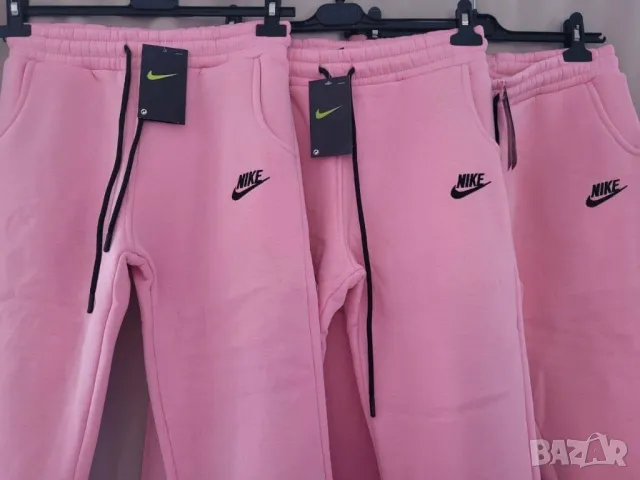 дамски долнища nike , снимка 2 - Спортни екипи - 47703376