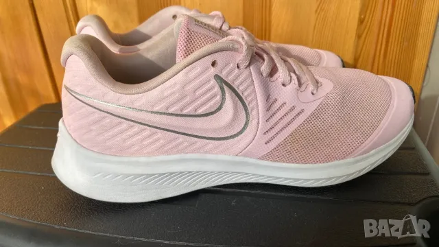 Продавам дамски маратонки Nike, снимка 3 - Маратонки - 49500694