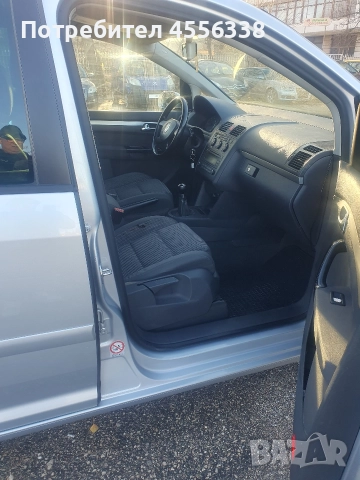 Vw touran, снимка 7 - Автомобили и джипове - 52625255