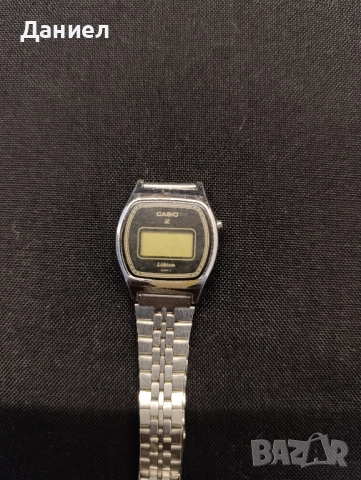 Дамски часовник Casio , снимка 2 - Антикварни и старинни предмети - 52471709