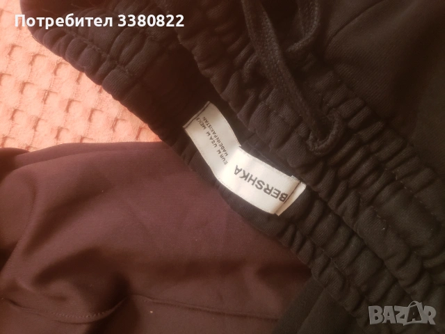 Дамски лот размер м цената е 7 евро общо , снимка 3 - Якета - 53844440