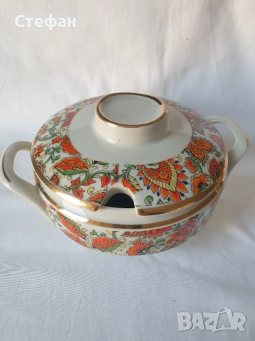 Порцеланова захарница изида, снимка 2 - Антикварни и старинни предмети - 54271239