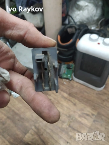 Авариен бутон за VW Passat 4 ,Passat 5 , 3B0 953 235 B, 3B0953235B, снимка 2 - Части - 53457919