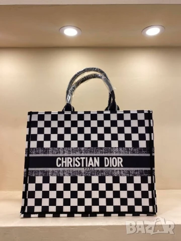 чанти christian dior, снимка 13 - Чанти - 51427741