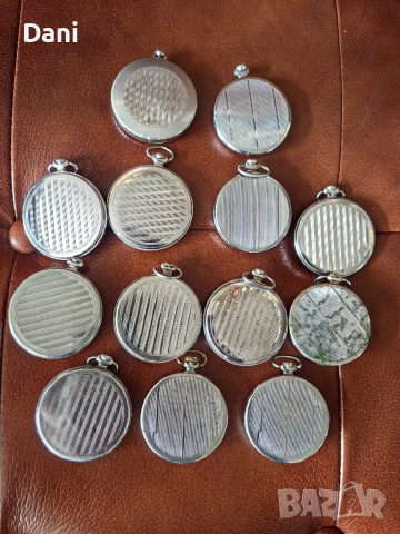 Стар джобен часовник "Молния ", снимка 2 - Джобни - 52430542