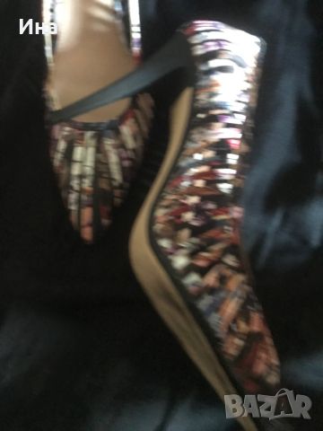 Страхотни обувки на ток Zara woman, снимка 2 - Дамски обувки на ток - 45510316