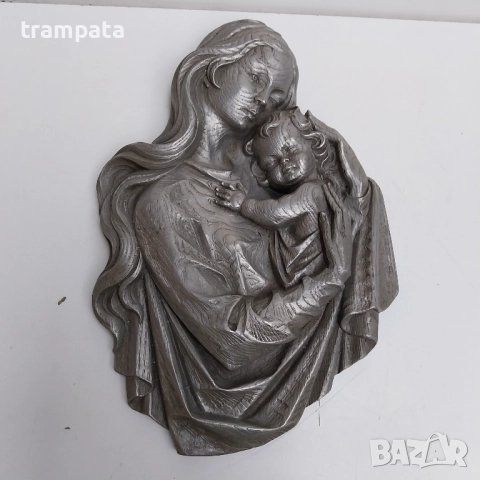 ТОП ОФЕРТА   Барелеф майка с дете  