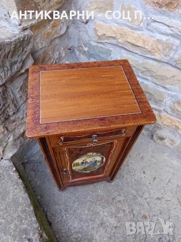 Стар Антикварен Ръчно Рисуван Дървен Шкаф Шкавче., снимка 3 - Антикварни и старинни предмети - 51326489