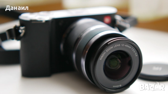 20MP, 4K/30fps YI M1 Mirrorless + 12-40mm f/3.5-5.6 М4/3 обектив