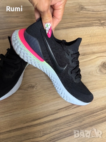 Оригинални спортни маратонки React Flyknit 2! 41 н, снимка 3 - Маратонки - 48489624