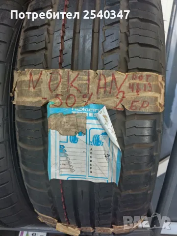 2 броя летни NOKIAN, 215/60R17, снимка 2 - Гуми и джанти - 48866134