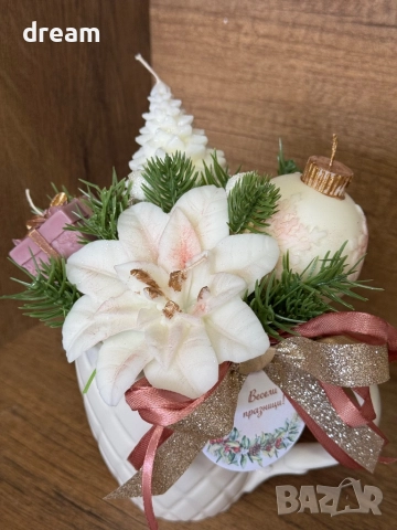 Коледна аранжировка с ароматни соеви свещи, снимка 9 - Декорация за дома - 52281600