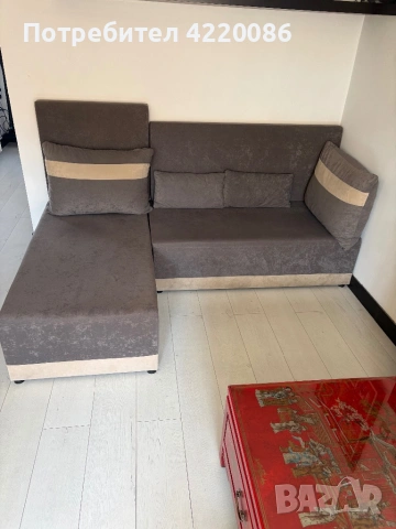 Ъглов диван с функция сън и ракла