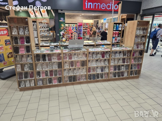 Щанд / Рафт от пдч пригоден за гсм аксесоари, снимка 4 - Стелажи и щандове - 52571946