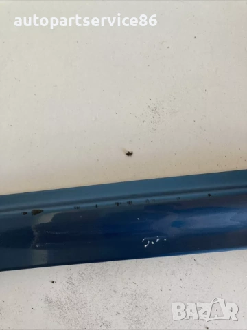 Задна лява лайстна на врата за Jeep Cherokee KJ 3.7 (2005), снимка 2 - Части - 53384536