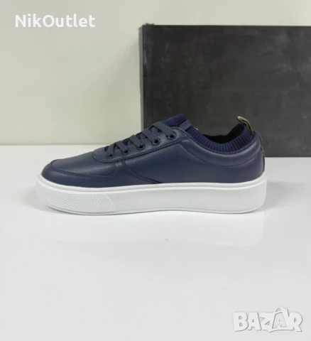 V Italia Versache, снимка 2 - Кецове - 50790535