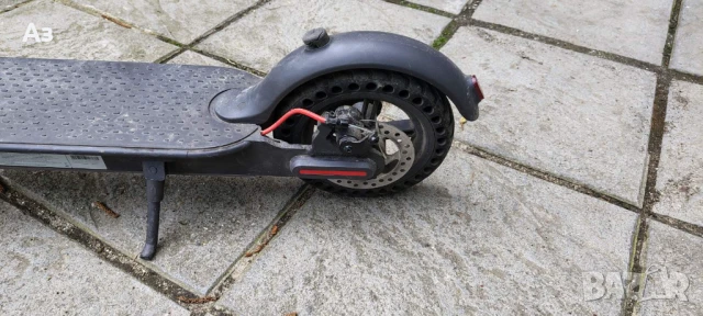 Продавам тротинетка Xiaomi M365 Pro, снимка 5 - Велосипеди - 50499486