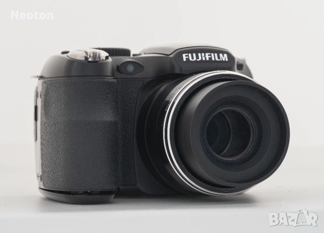Цифров фотоапарат FUJIFILM Finepix S2980, снимка 3 - Фотоапарати - 54237940