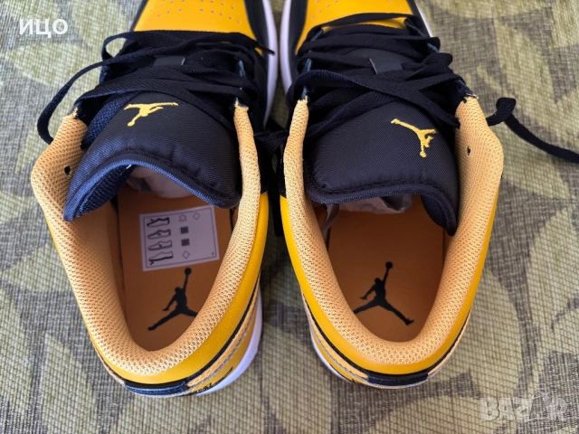 Нови мъжки обувки AIR JORDAN 1 LOW BLACK/YELLOW OCHRE-WHITE, снимка 11 - Спортни обувки - 51778033