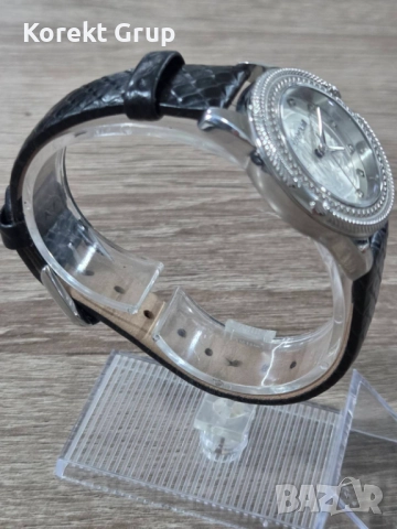 Часовник Роберто Кавали от Франк Мюлер, снимка 3 - Дамски - 52832044