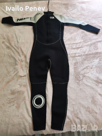 Неопрен детски и дамски, снимка 4 - Водни спортове - 51640204