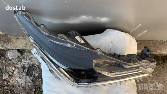 Фар за Toyota Corolla E21, снимка 2 - Части - 53896146