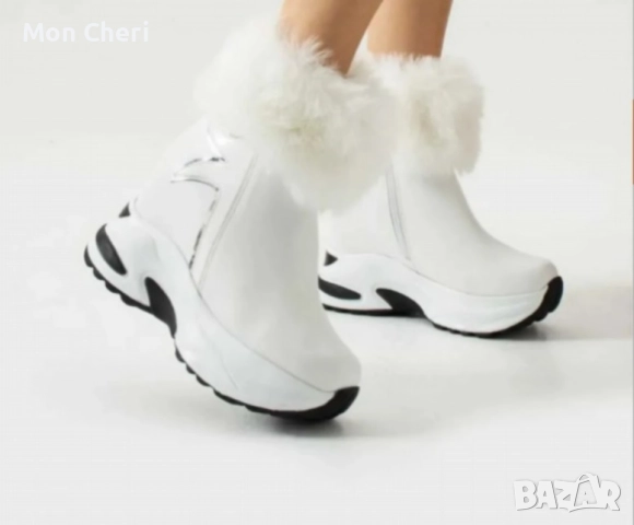 Бели Боти На Платформа