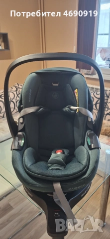 Maxy cosy стол с адаптер за кола бебе, снимка 3 - Столчета за кола и колело - 53946897