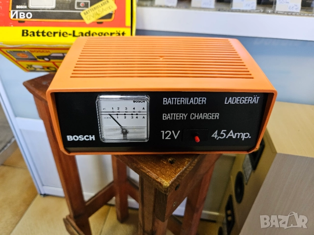 Зарядно за акумулатор BOSH KL 123 M 12V 4Amp. Автомобилно зарядно.  В отлично техническо и визуално , снимка 3 - Аксесоари и консумативи - 52391454
