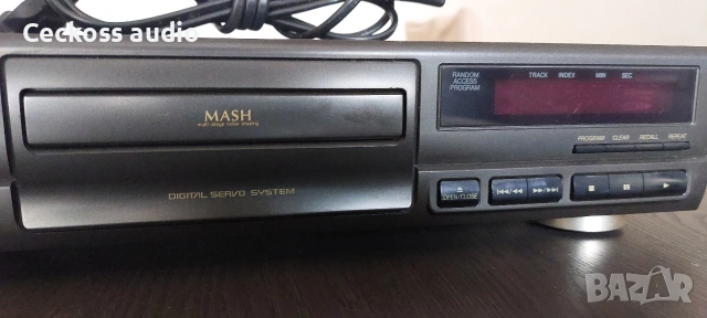 Сд плеър TECHNICS SL-PG370A, снимка 3 - Ресийвъри, усилватели, смесителни пултове - 53736141