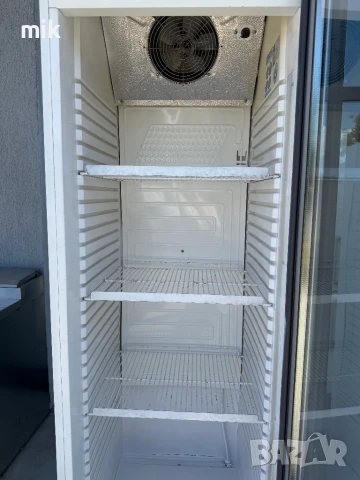 Плюсова хладилна витрина 210 см , снимка 3 - Витрини - 51188650