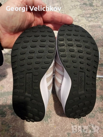 Детски маратонки adidas , снимка 7 - Детски маратонки - 52925095