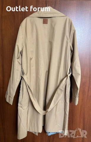 Дамски тренч Loewe , снимка 2 - Якета - 53818583