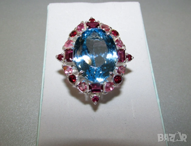 Сребърен пръстен с натурален син топаз 37 карата
