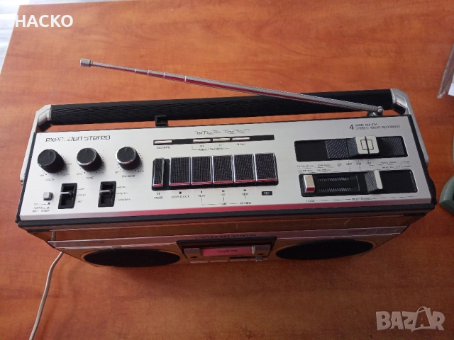 Loewe 8694 EPANDET STEREO Радио Касетофон , снимка 8 - Радиокасетофони, транзистори - 52076513