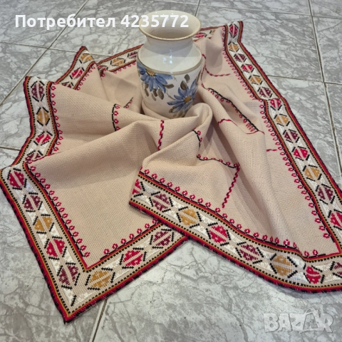 Ръчно изработен карета и тишлайфери плетени на една. Подходящи за декорация на домашния интериор 