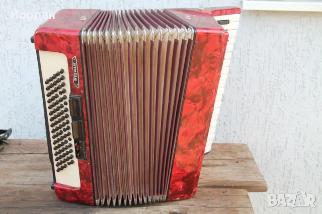 Акордеон ''Weltmaister Stela''