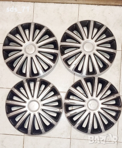 Тасове за джанти Versako 13 цола 4 бр ,леки следи надраскано на двете ,20 лв , снимка 2 - Аксесоари и консумативи - 52884419