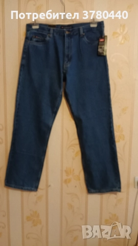 Чисто нови сини дънки "JEANSWEAR CLASSICS,SIZE 35,LENGTH 32.Paзмер в см.- дължина 107 см.,талия 48см