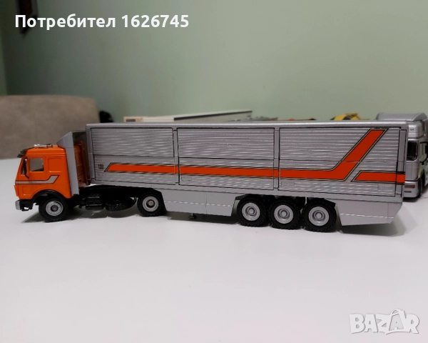 Mercedes-Benz 1633S Conrad 1:50, снимка 2 - Колекции - 52123692