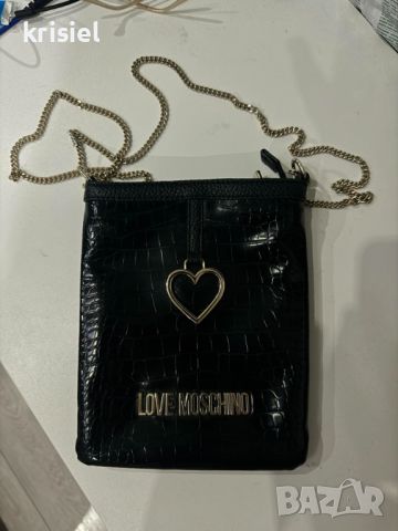 Love  MOSCHINO оригинална чанта, снимка 1 - Чанти - 46401611
