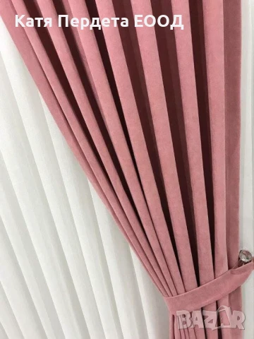 Плътни завеси готови за поставяне, пепел от рози