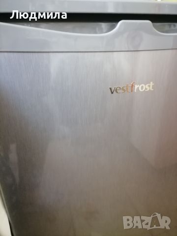 Хладилник Vestfrost, средно голям. С камера-фризер. , снимка 2 - Хладилници - 46423523