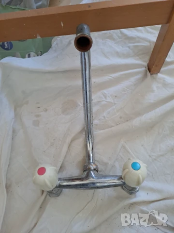 Стенен смесител /батерия/ за мивка двуръкохватков , снимка 4 - ВИК - 50951378