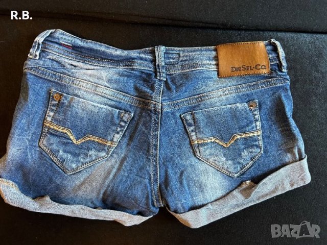 Къси дънкови панталони Diesel, размер XS, снимка 3 - Къси панталони и бермуди - 46411813