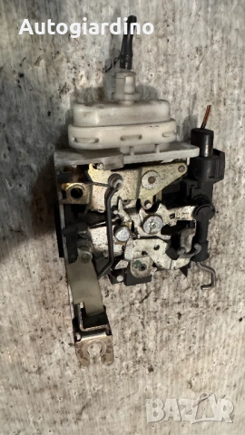 Брава за врата на Audi A3 - 8L1837015A / SCH0117L / B10173B, снимка 2 - Части - 53066343