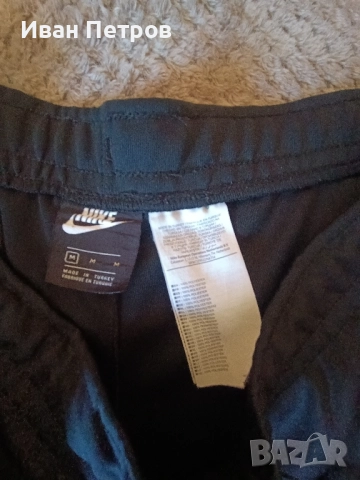 Nike къси панталони - М размер , снимка 3 - Къси панталони - 51782021
